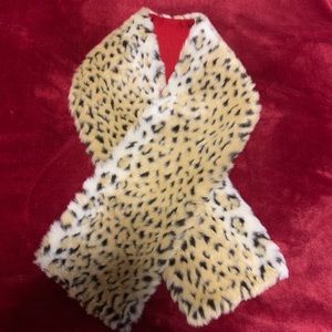 ECHO SOFT FAUX FUR ANIMAL PRINT SCARF